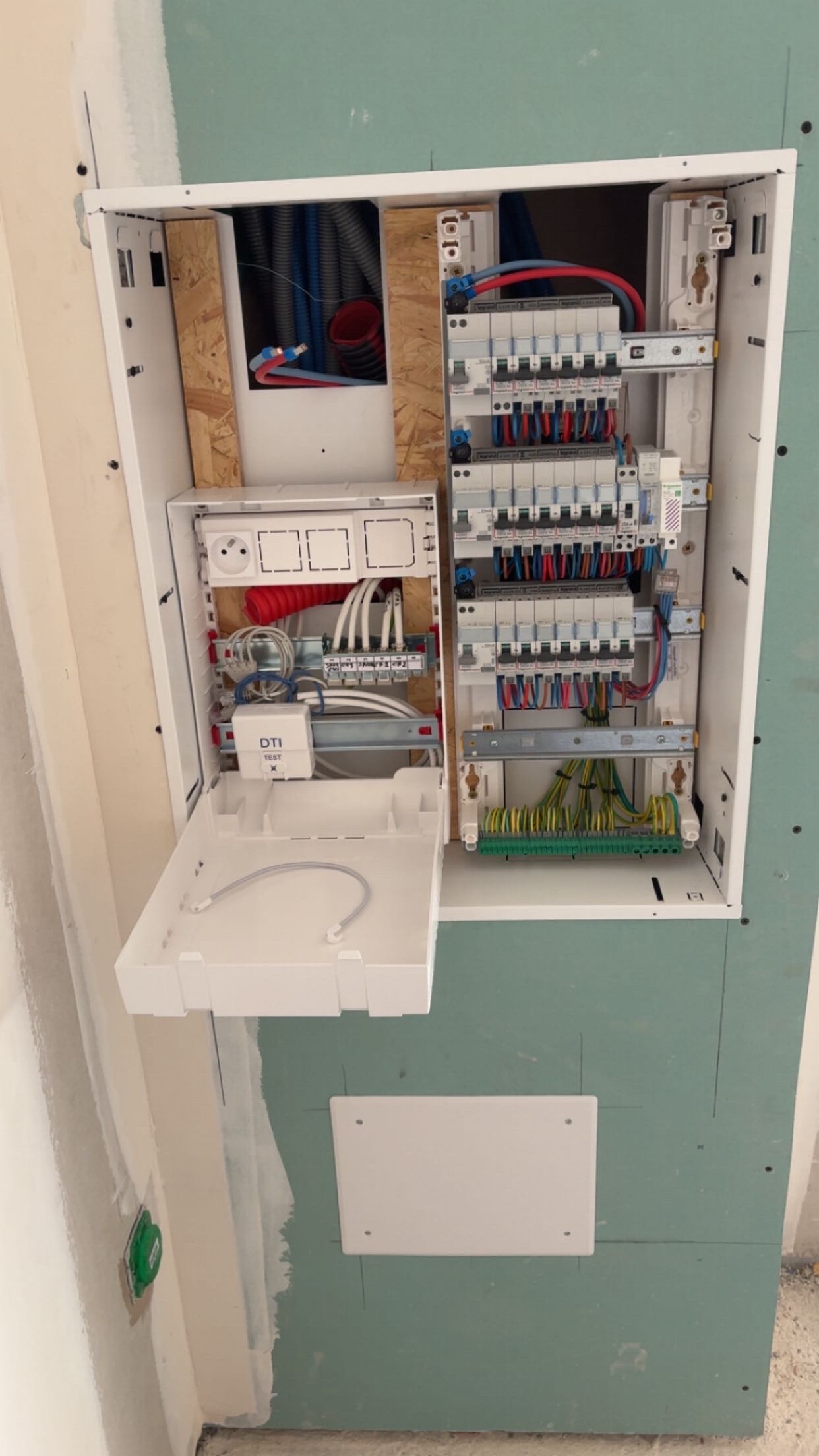 Tableau électrique réalisé par AE ELEC