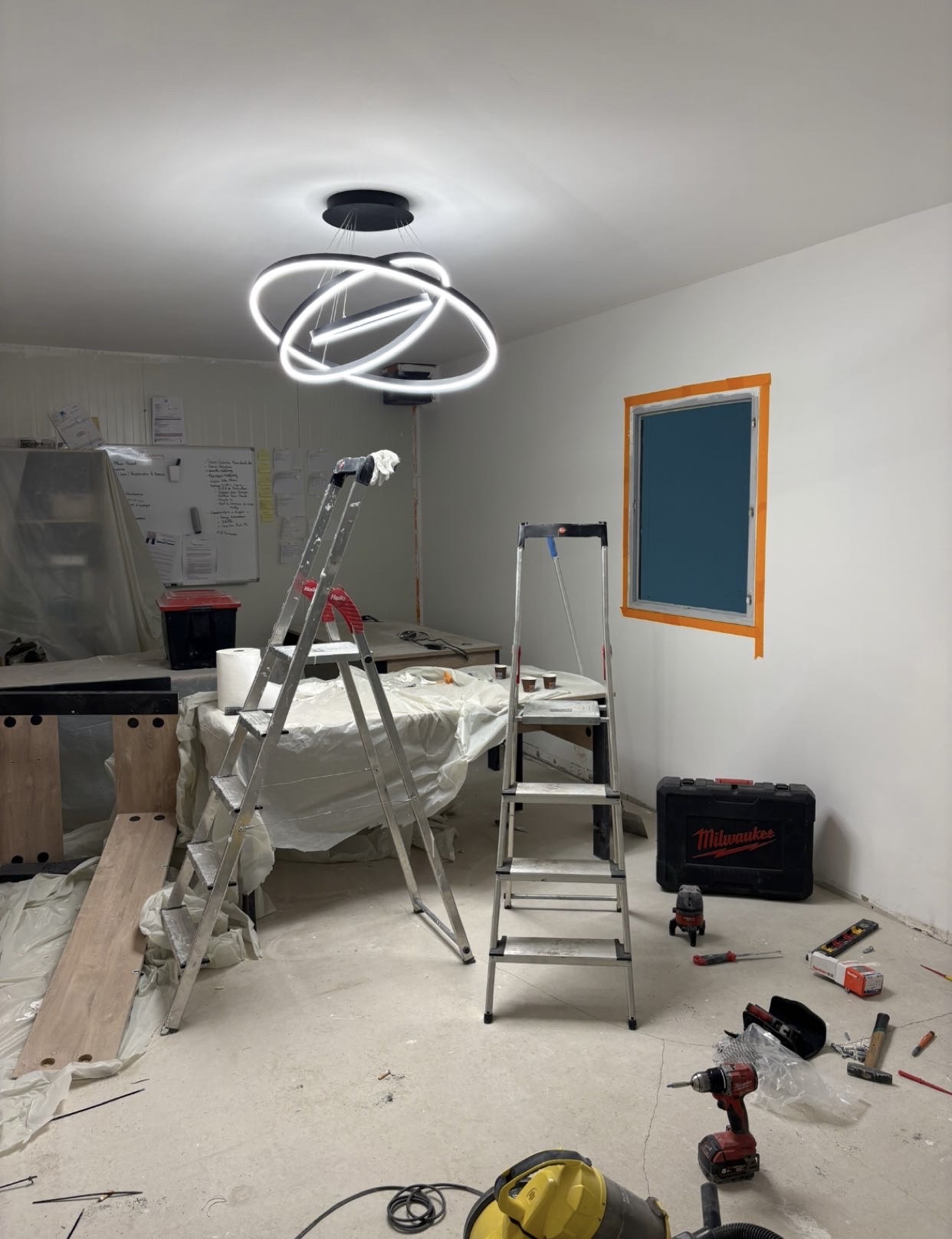 Luminaire et installation intérieure
